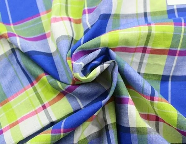 50%Cotton+50%Polyester Y/D fabrics designs can be OEM for Fashion Shirts Brushed body feeling comfortable Static-free