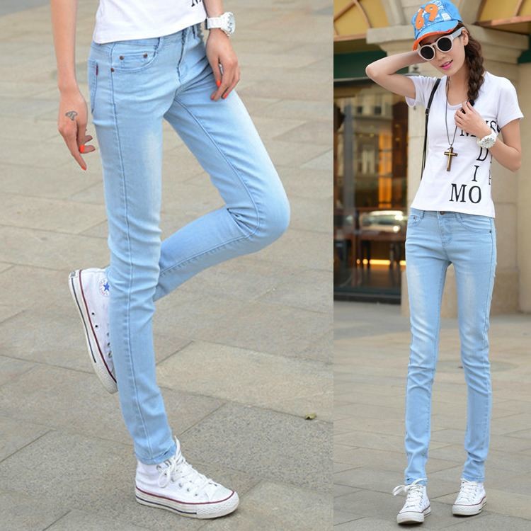 Jeans Women Straight Slim Leg Cotton&Polyster Light Blue with Elastic Fabric